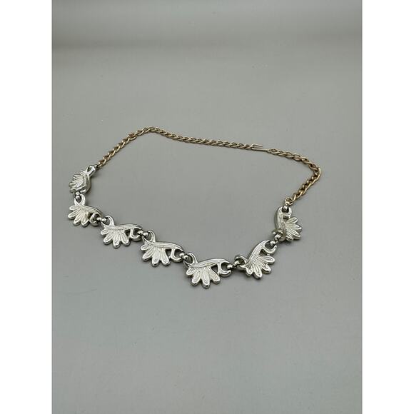 Vintage Sarah Coventry "Evening Sands" Goldtone Rhinestone Necklace - Picture 8 of 9